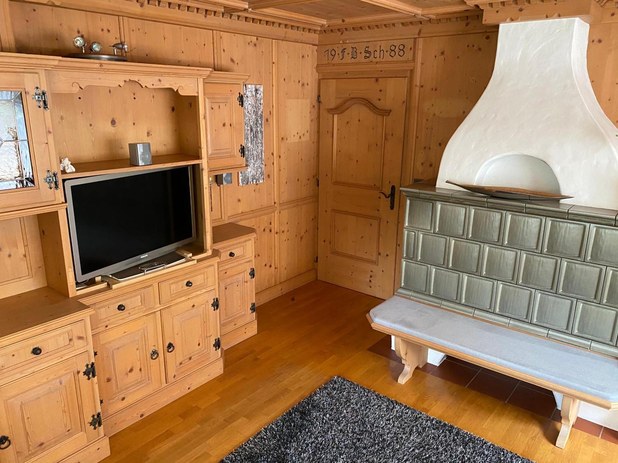 Appartement Ferienhaus Schaiter - Ganzes Haus Mit Garten Und Gratis Parkplatz à Innsbruck Extérieur photo